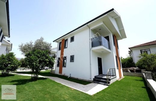 Tuana Gayrimenkul'den Gelişim'de 3+1 Satılık Villa