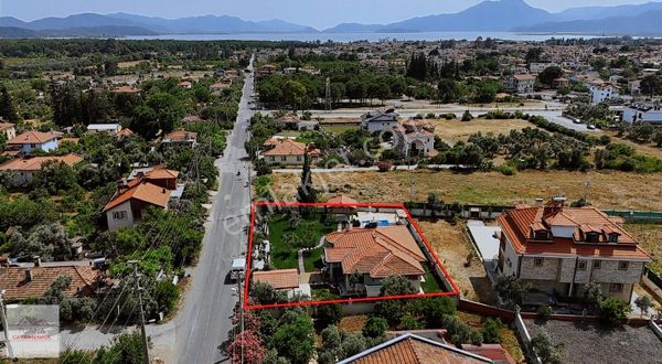 Tuana Gayrimenkul'den Yeni Mahallede Havuzlu 3+1 Müstakil Villa