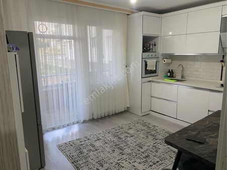 Arkadaş Emlaktan Bahçelievler Atlantis Sitesi Civarında 3+1 146 M2 Satılık Daire