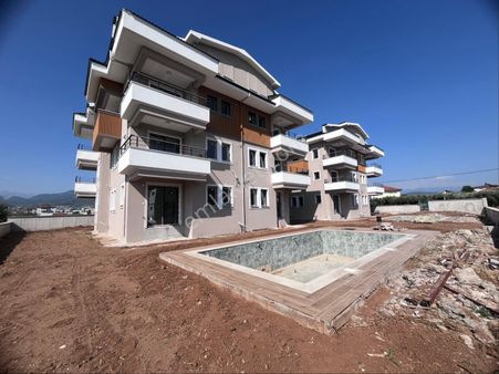Çalıca Mevkii Günlük Kiralamaya Uygun Arakat Geniş 1+1 45m2 Sıfır Satılık Daire