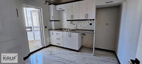 Kauf Dilek'ten Deniz Manzaralı Cam Balkonlu Ebeveyn Banyolu 2+1