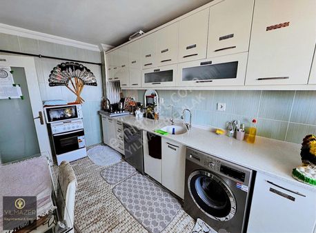 Yılmazer'den Ana Caddede Arakat Masrafsz Öncephe 3+1 Acil Satlık