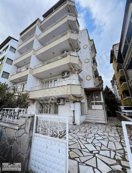 Kocabıyık Gayrimenkul'den Pamukkale Kınıklı 5 Katlı Komple Bina