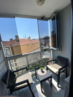 Beylikdüzü Kavaklı Merkezde 2+1 4 Kat Güney Cephe Satılık Daire