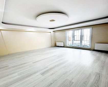 Merkezi Konumda Doğan Araslı Bulvarı 3+1 Geniş İskanlı Çok Uygun Satılık Daire