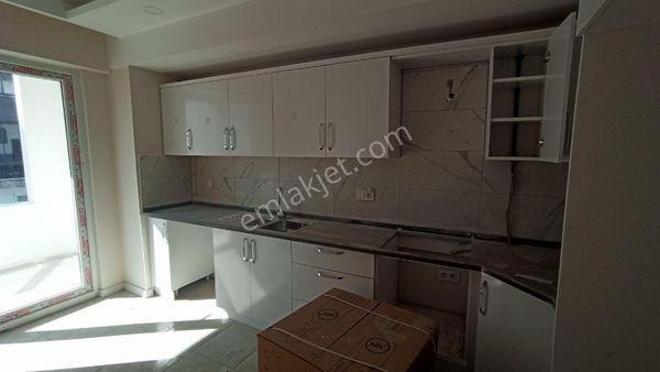 Deregümü De Yeni Şehir De Ara Kat Sıfır Daire