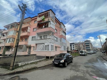 Damla Emlaktan M.akif Ersoy Mah.satılık 3+1 Daire