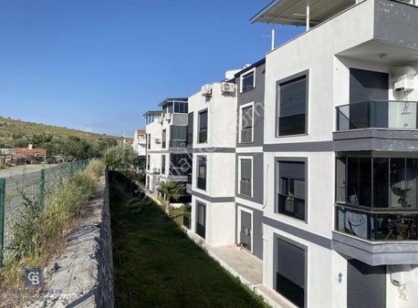 Çandarlıda Site İçinde 2+1 Satılık Daire