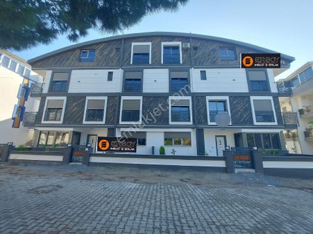 Altınkumda Plaja 200 Metre Mesafede Satılık Dubleks Daire