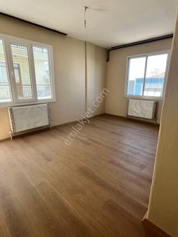 Acil Şirinyer Yakını Yiğitler Mah.de 2+1 90 M2 Tadilatlı Arakat Daire