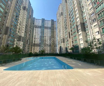 Site İçerisinde Yüksek Kira Getirili Eşyalı 1+1