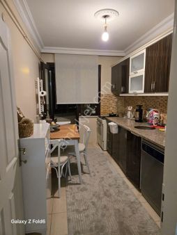 Müslüm Emlaktan Cihangirde 3+1 10 Yıllık Satılık Ara Kat Daire