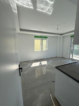 Yayla Mahallesinde Asansörlü Kiralık 2+1 Arakat Sıfır Daire