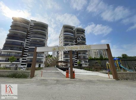 Yalıncak Ekip Yaşam Evleri Sıfır Deniz Manzaralı Satılık 3,5+1