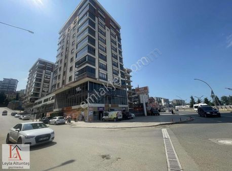 Trabzon Yalıncakta Mükemmel Konumda Satılık Fırsat Daire 3+1