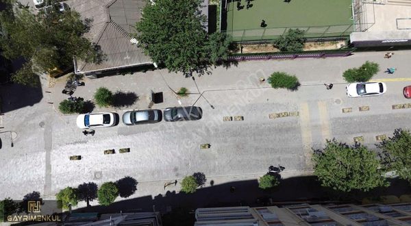 Zafer Caddesi Üzeri Ara Kat 3+1 Masrafsız Daire