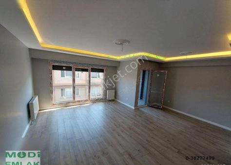 İcadiye Sıfır Binada Asansörlü Satılık 4+1 Dubleks