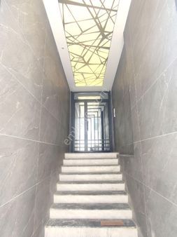 Kuşadası Merkezde Sıfır Satılık 2+1 Daire