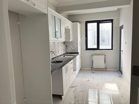 Çınarcık Teşvikiye Yeni Binada Satılık 2+1 Daire