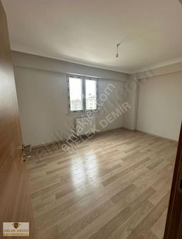 Melek Demir Gayrimenkulden Tuzla Aydınlıda Sıfır 3+1 Daire