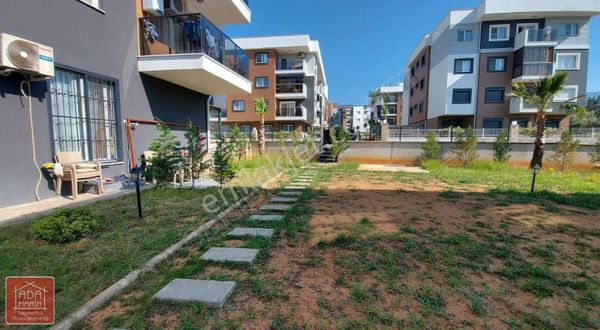 Kuşadası Davutlarda Lüks Sitede 2+1 Satılık Daire