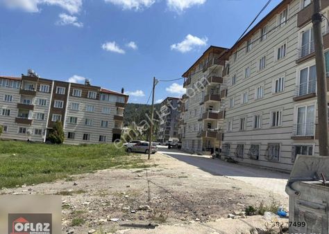 Yayladagı Çarşı İçerisinde 5 Kat Ticari Arsa 645 Metrekare