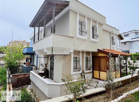 Locate'den Seferihisar Camikebir'de Yatırıma Uygun Satılık Villa