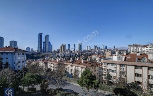 Ulus Selvi Sokakta Kiralık Dubleks Daire