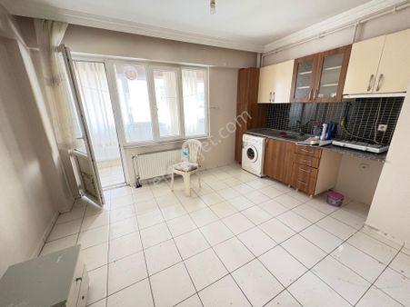 Marmara'dan Yayla Taksi Durağı Mevki 1+1 Eşyasız Daire