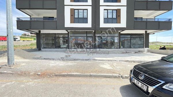 Güvenay - Çorum Lozan Evler Arkası Best Benzinlik Yanı Kiralık Dükkan