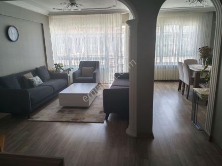 Barış Emlak'tan Karaağaç'ta Ara Kat Bakımlı Daire.