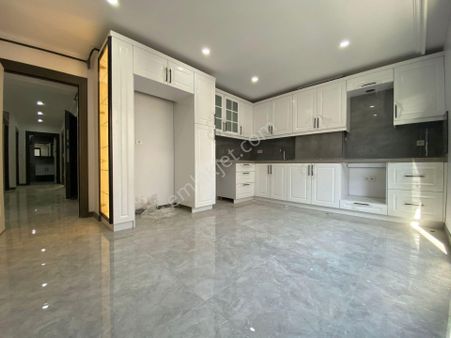 Bahçelievler Soğanlı Yakını Kapalı Otoparklı Sıfır Binada 3+1