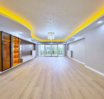 Adnan Kahveci Yeni Binada Full Dekorlu 3+1 Satılık Daire