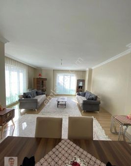 Van İpekyolu Alipaşa Mahalesi'ndeilhami Çakırtaş Emlak A.ş'den Suvaroğlu'nda Satılık 4+1 Geniş Daire