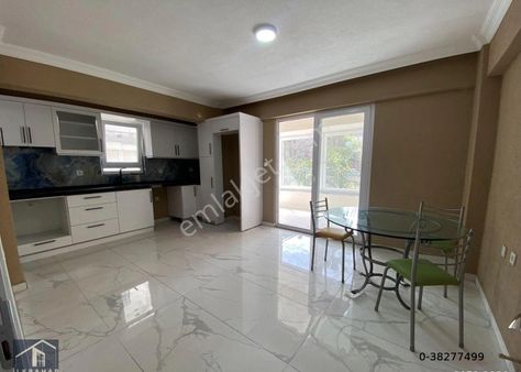 Altınoluk İlkbahar'dan Çarşı İçinde Denize 200mt İçi Sıfır Yüksek Giriş 2+1 Daire