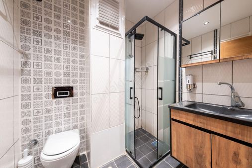 Eminönü Sirkeci 1+1 2+1 Jakuzili Odalar