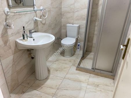Destan-002 Kocamustafapaşa Eski Yapıkredi Civarı 3 Oda 1 Salon Orta-3.kat 110m2 Açıklama Oku