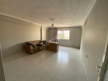 Acill Buca Şirinyer Nato Komutanlığı Adli Tıp Yakını 3+1 130m2 Ayrı Mutfak Havadar Satılık Daire