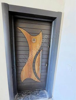 Sıfır Katta Geniş 2+1 Tranway Adım Mesafesi Satılık Daire