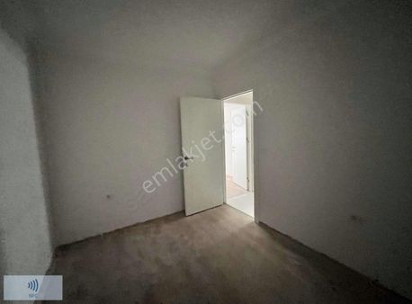 İmbatlı Mahallesi'nde Geniş Ve Yatırımlık Daire!