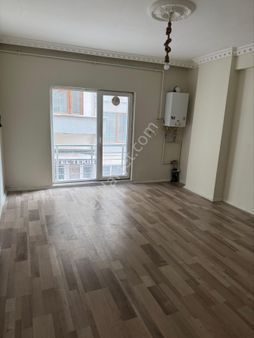 Asur Emlaktan Satılık 1+1 Yol Cephesi Kat 1 Bahçivan Mahlesi