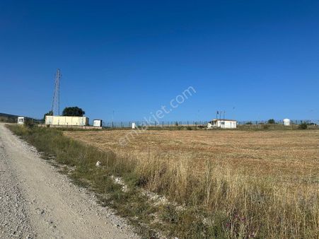 Bilecik Pazaryeri Fıranlar Güneş Panellerine Sıfır Yatırımlık Tarla