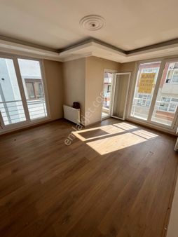 Ayreal'den Ümraniye Çarşı Hisar Hastanesi Dibinde 3+2 Dubleks Satılık Daire