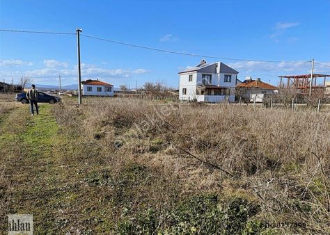 Şahlan Emlaktan Köy İçi İmarlı Merkeze 4 Km Satılık Arsa