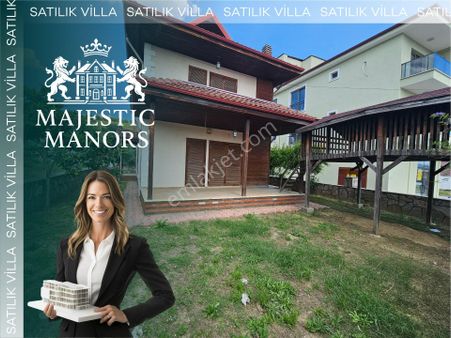 İsabeylide Satılık Müstakil Tripleks Villa