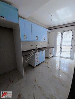 Avcılar Gümüşpala 2+1 Çift Cephe Cadde & Metrobuse Yakın Satılık