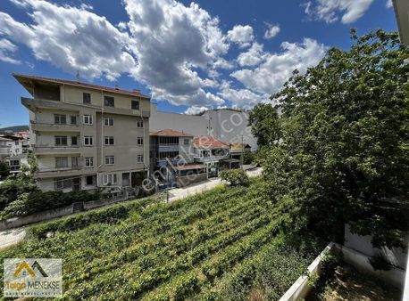 Kumbağ'da Denize 100 Metre Doğa Manzaralı 2+1 Daire