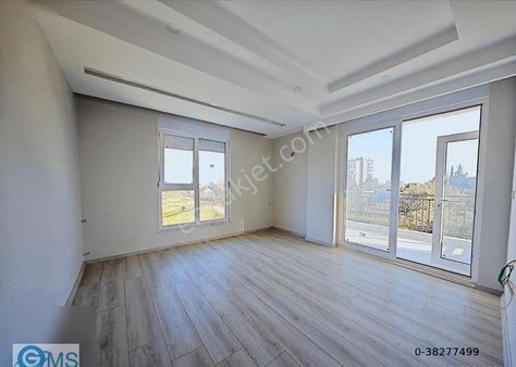 Altıayak Mahallesinde 3.katta Asansörlü 2+1 90m² Sıfır Daire