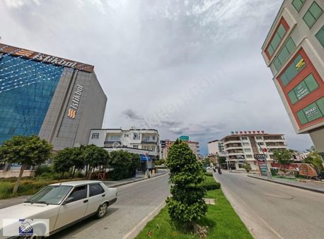Adliye Karşısı Satılık Arakat Ofis Büro