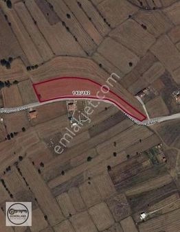 Demirland'dan Satılık Yenice Köyü'nde Hobi Bahçesi Tarla